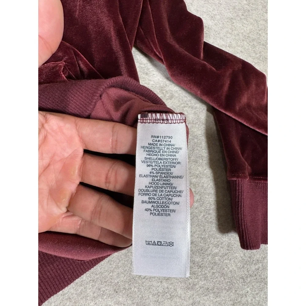 True Religion Hoodie Mens Medium Red Velvet Full Zip World Tour Back Graphic